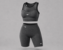 Conjunto deportivo biker y top para mujer diseño moderno y cómodo